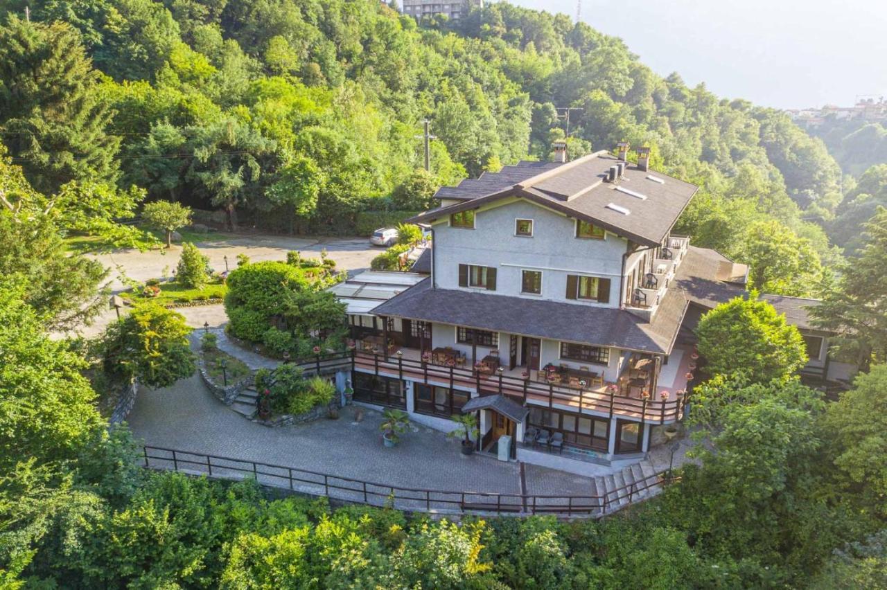 Hotel Al Verde Мандельо дел Ларио Екстериор снимка