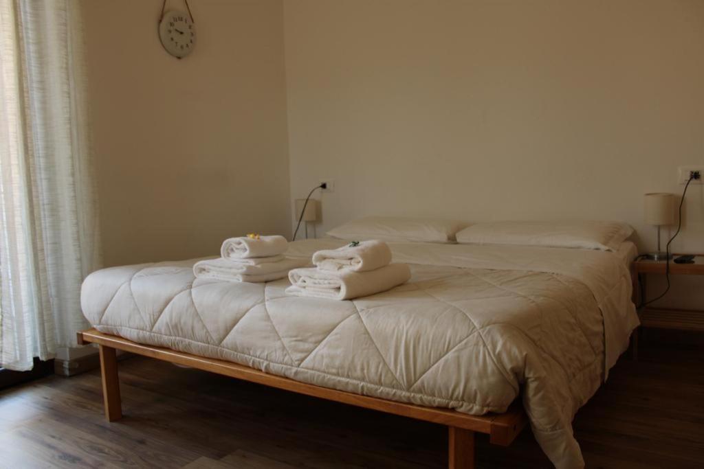 Hotel Al Verde Мандельо дел Ларио Екстериор снимка
