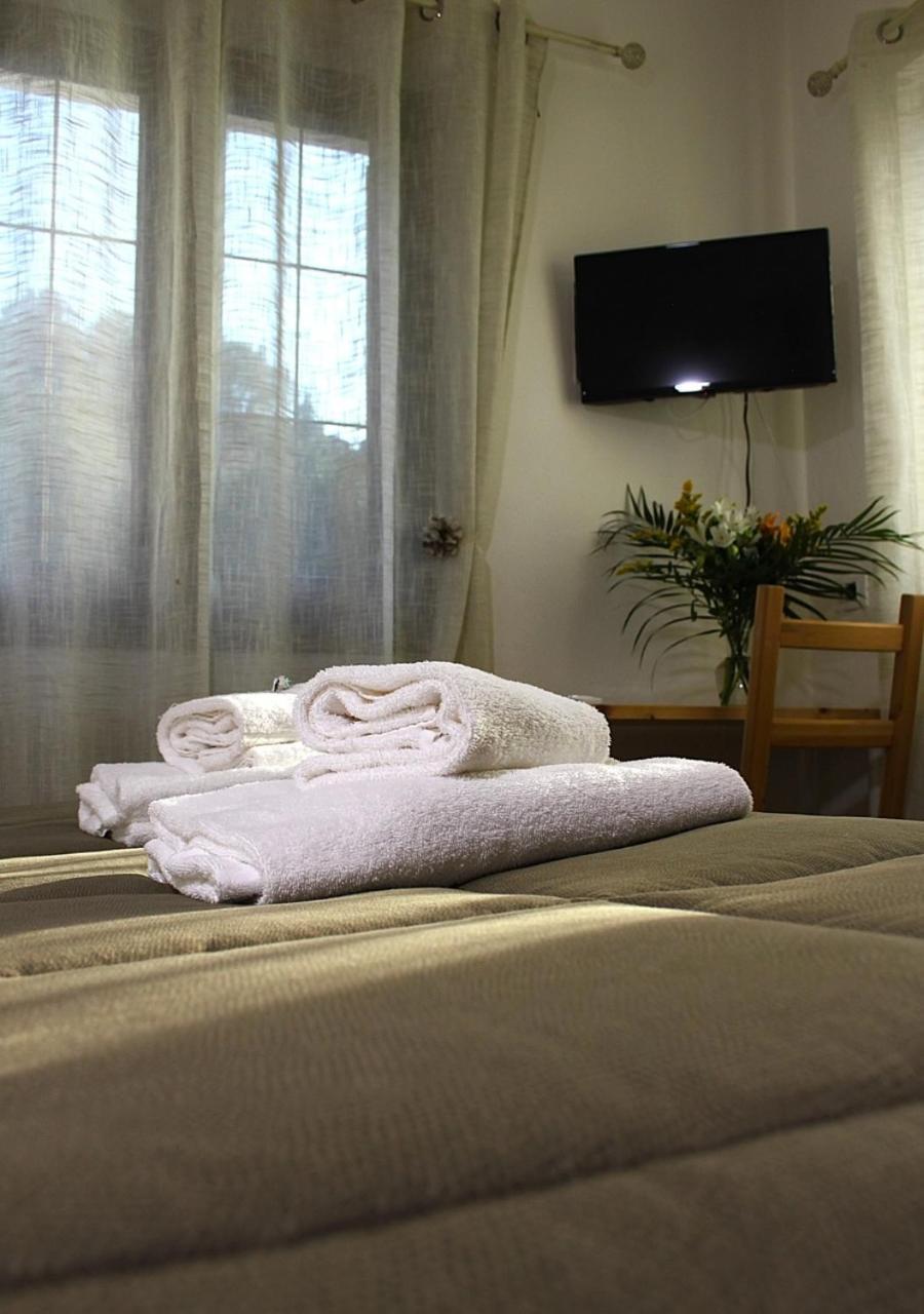 Hotel Al Verde Мандельо дел Ларио Екстериор снимка