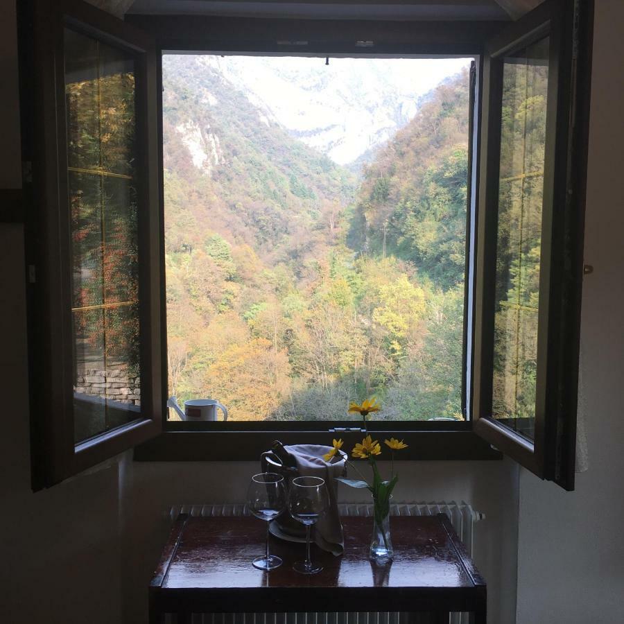 Hotel Al Verde Мандельо дел Ларио Екстериор снимка